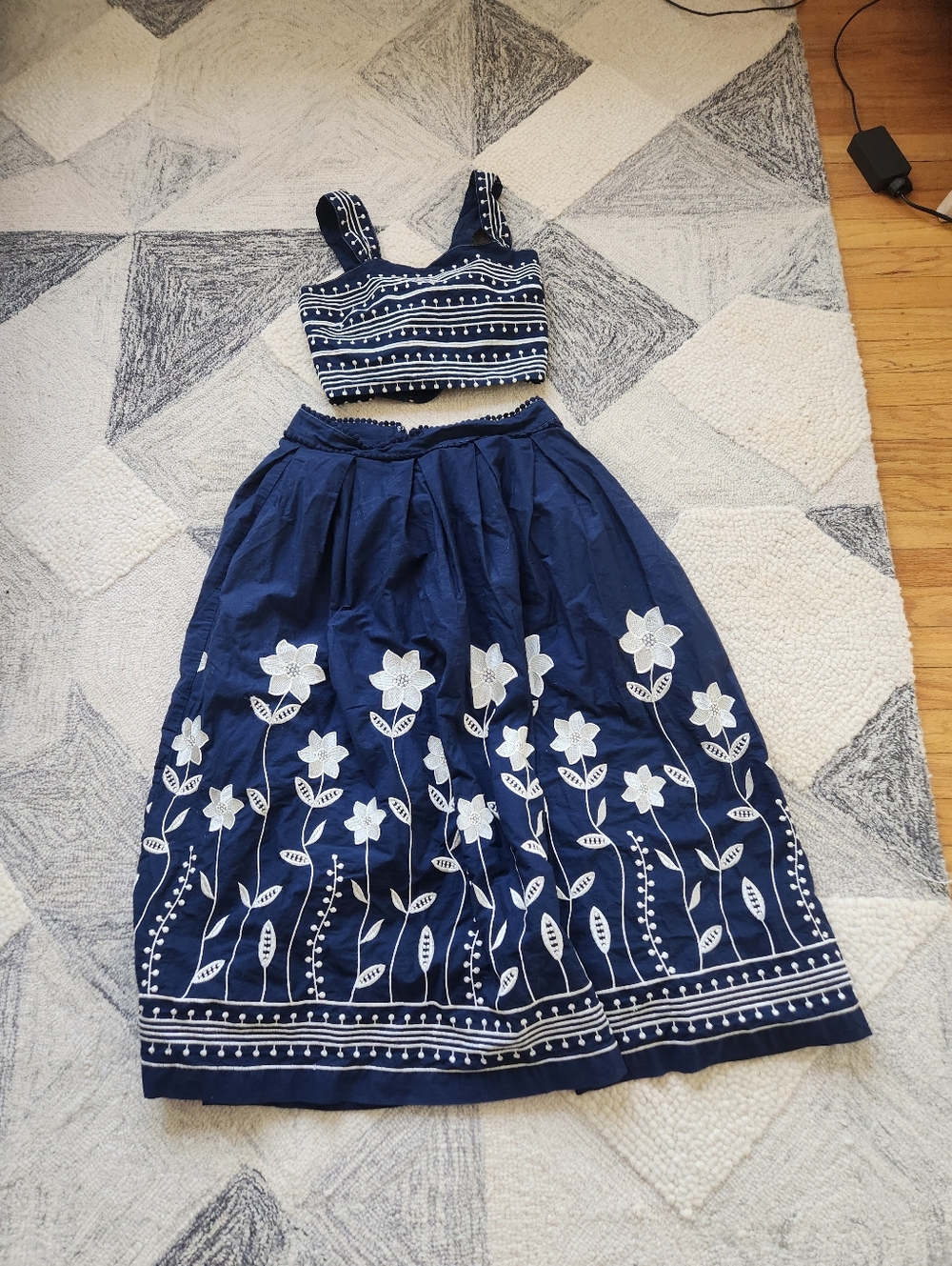 Avec les filles cotton embroidered midi skirt set blue pockets 8/10